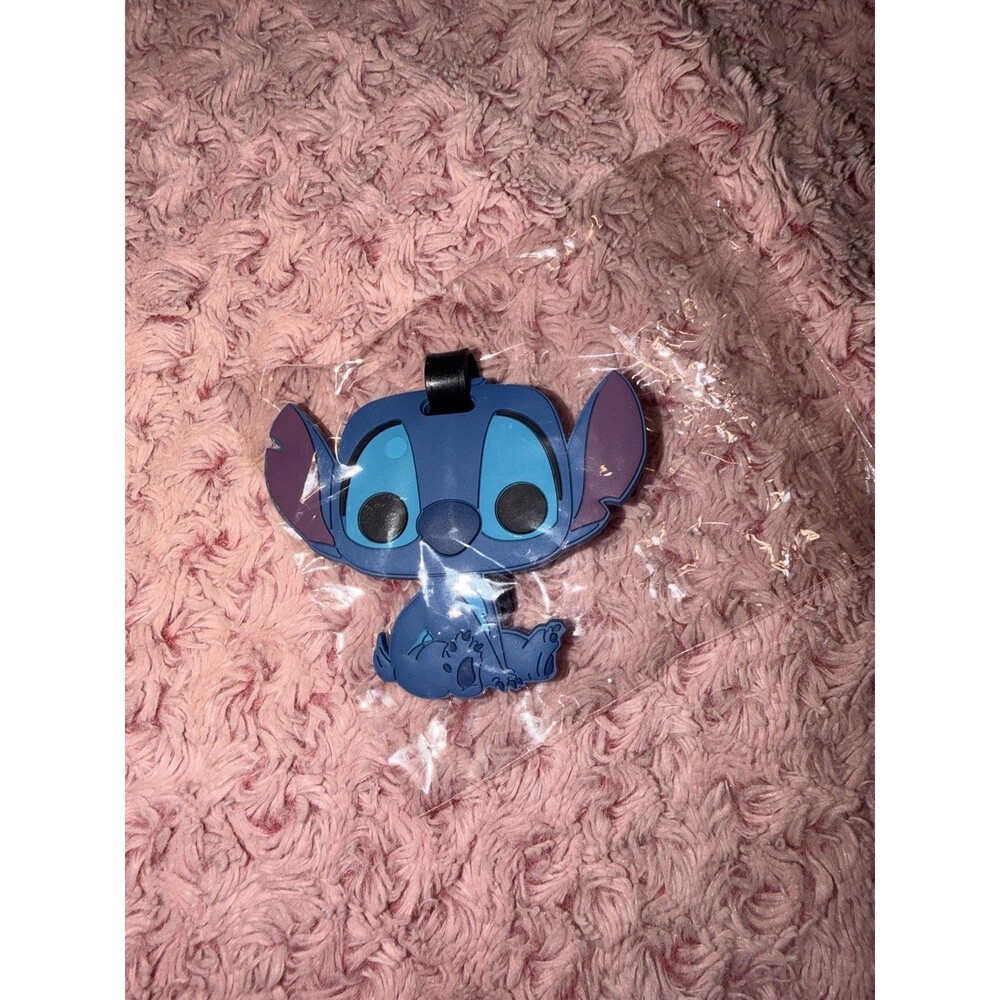 Funko Pop Luggage Tag Disney STITCH Rubber Disney Treasures Exclusive NEW